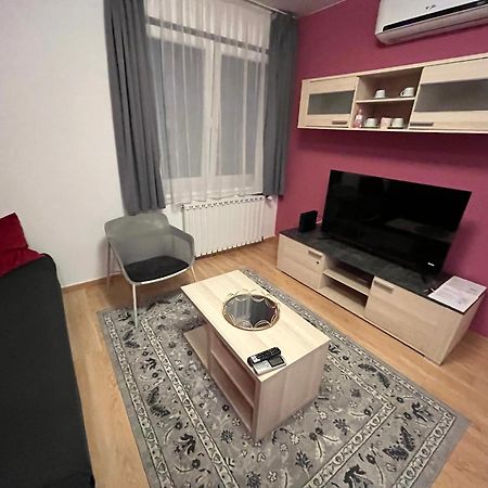 Corvin Pearl Deluxe Budapest Exterior photo